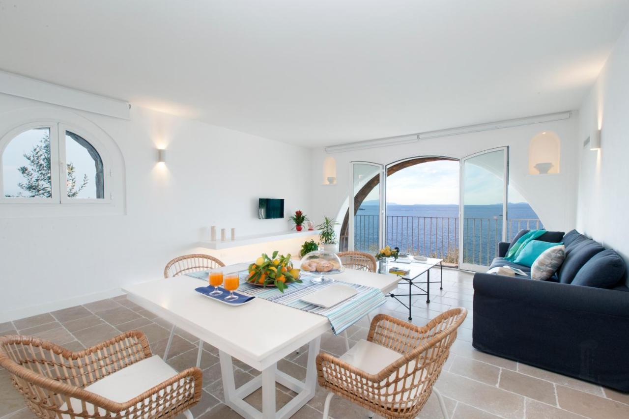 Estate4Home - Sea Beauty มัสซาลูเบรนเซ ภายนอก รูปภาพ